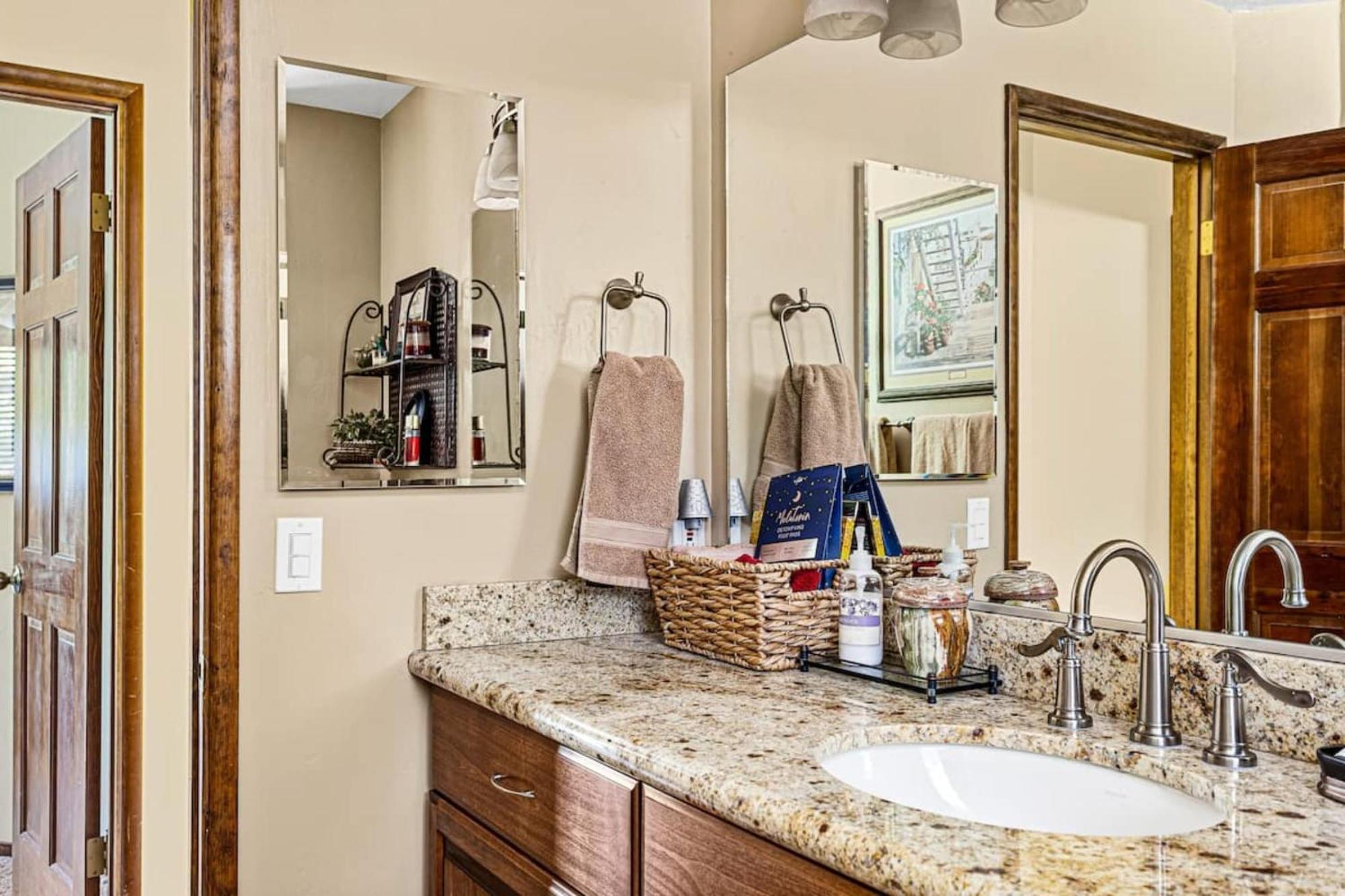 Sutter Ln By Avantstay Beautifully Remodeled Kitchen,4Cabin-Chic Bedrooms Blue Jay Exteriör bild